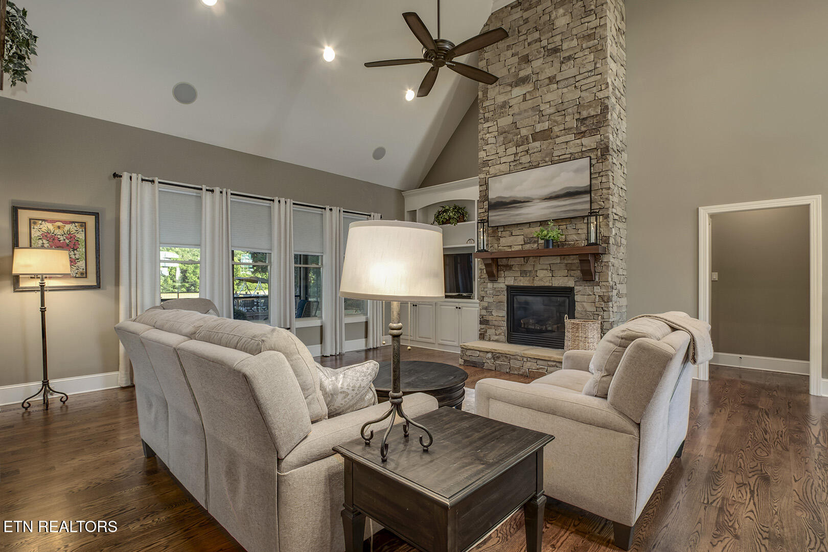 1040 Smith Valley Road Lenoir City TN 37772