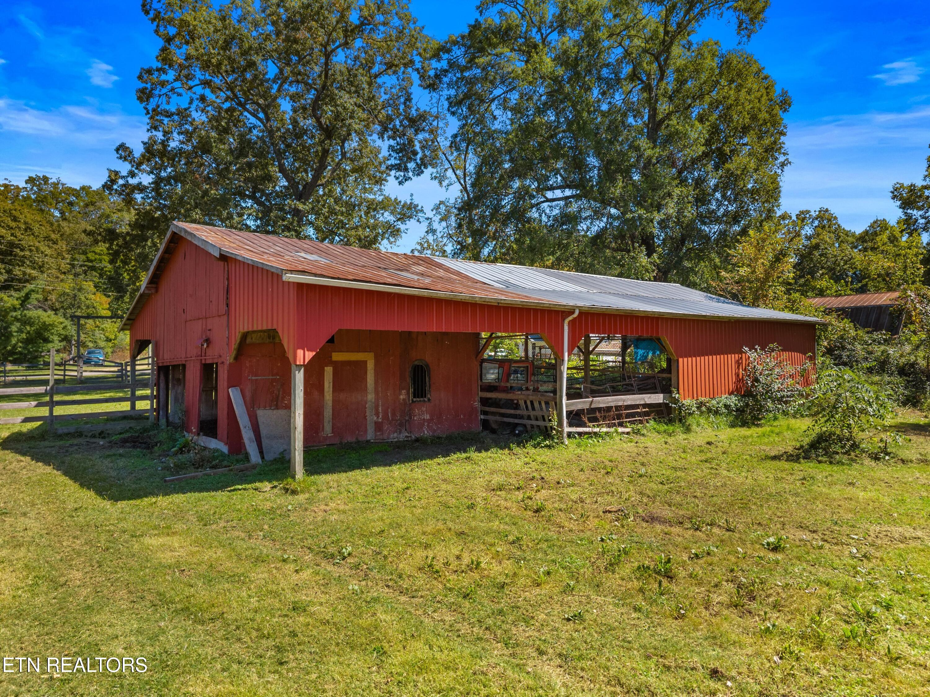 1328 W Main Street White Pine TN 37890