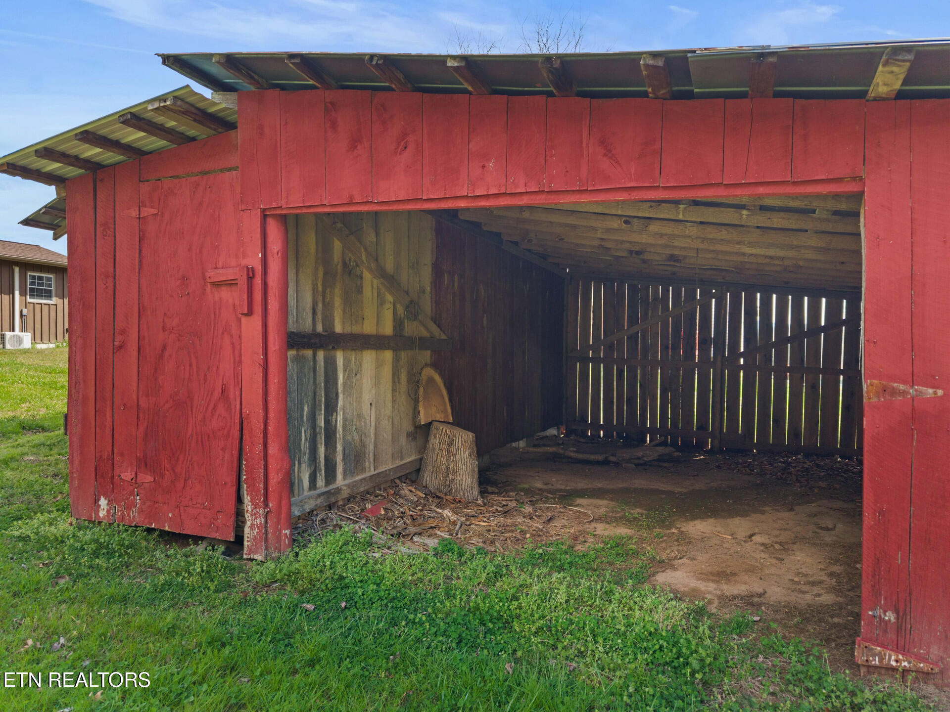 896 English Mountain Road Cosby TN 37722
