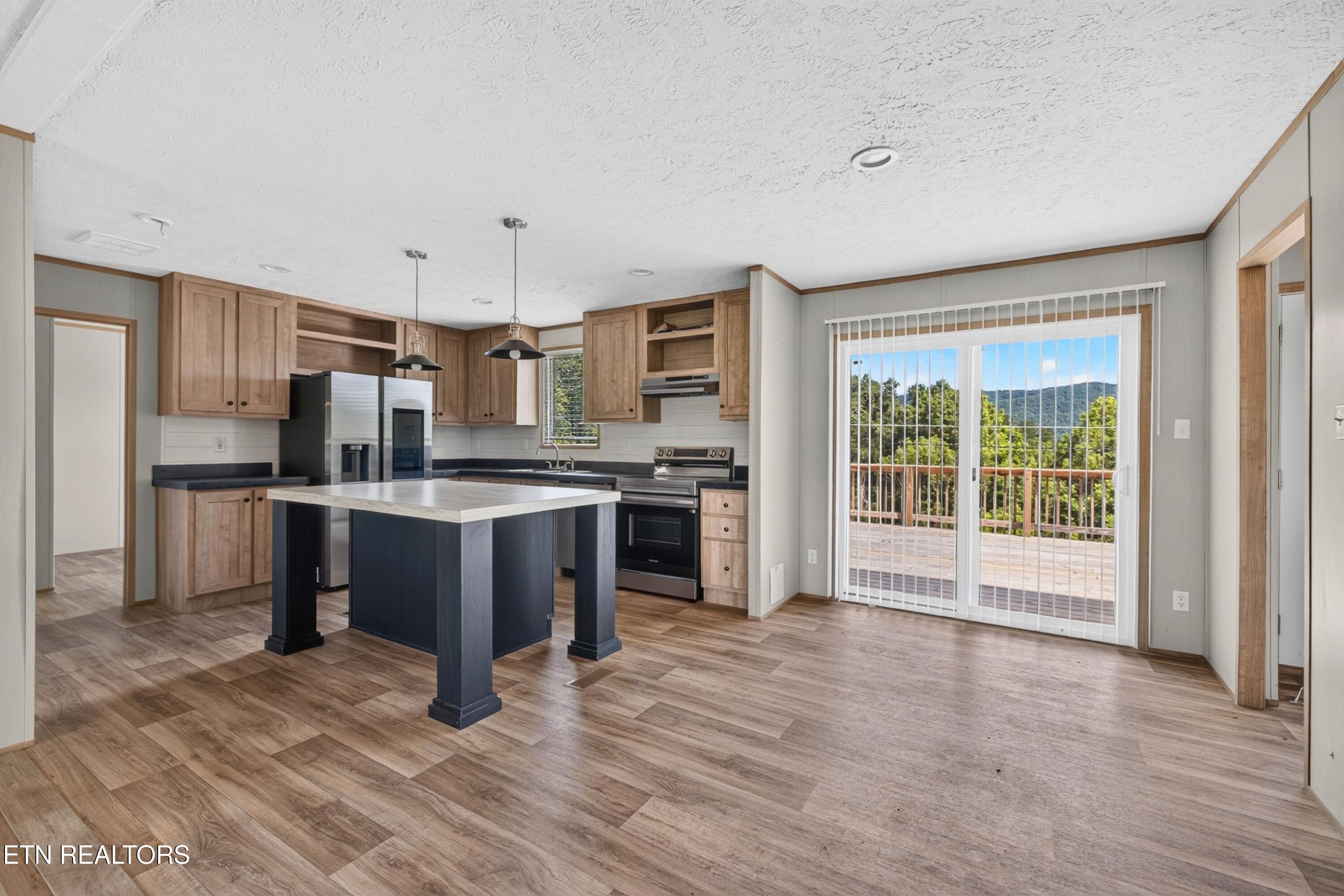 135 Gamble Lane Lafollette TN 37766