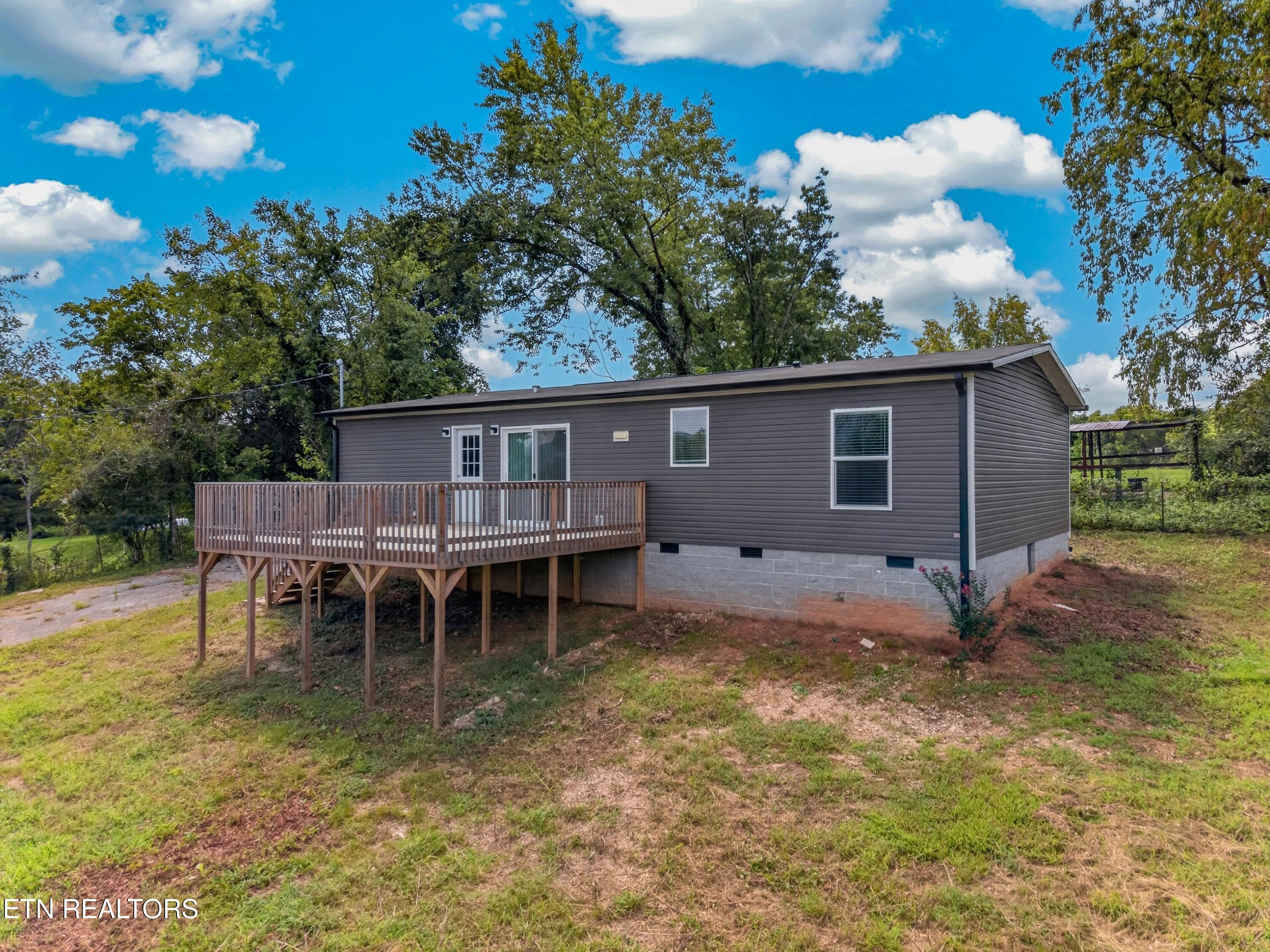 135 Gamble Lane Lafollette TN 37766