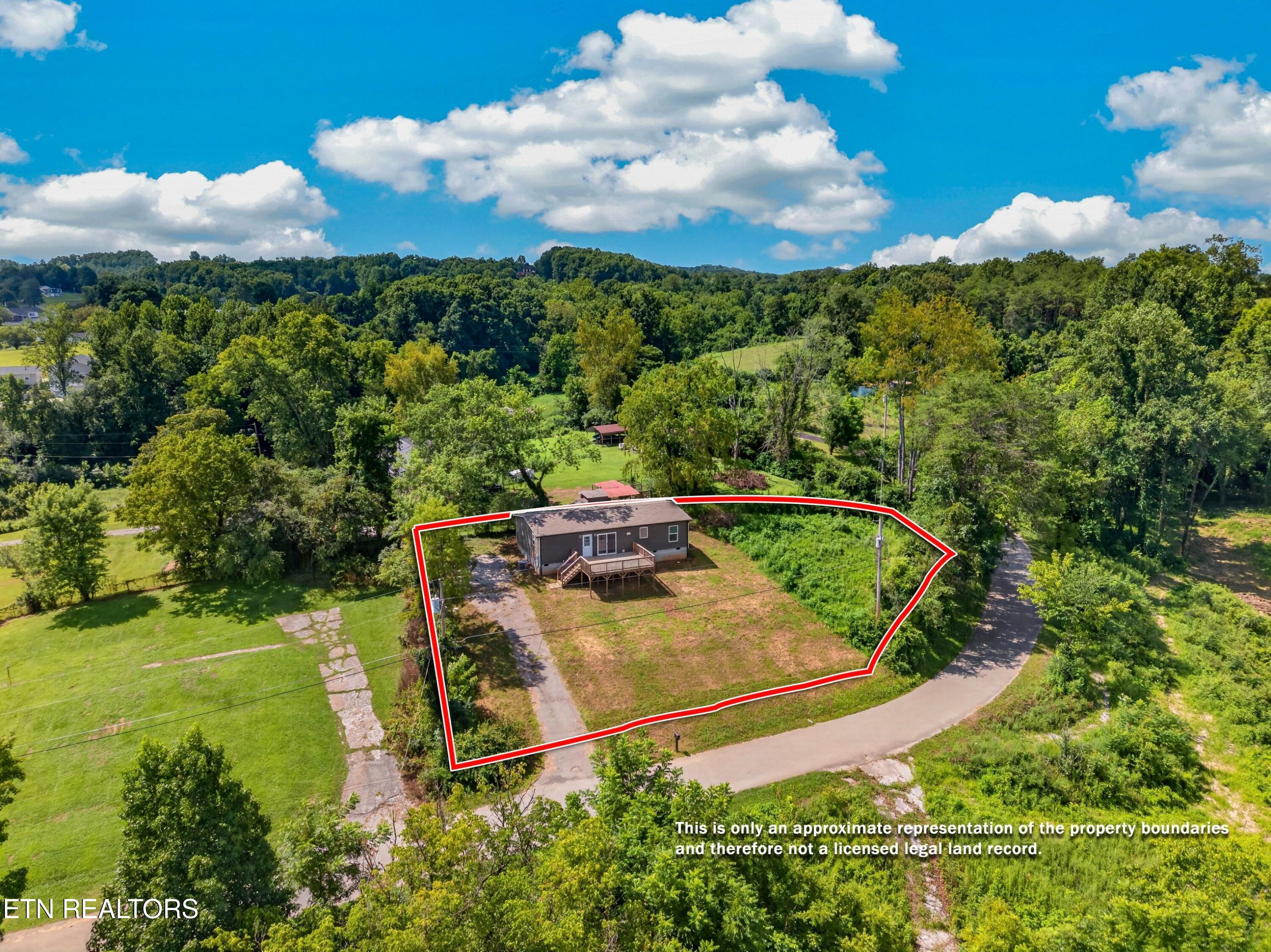 135 Gamble Lane Lafollette TN 37766