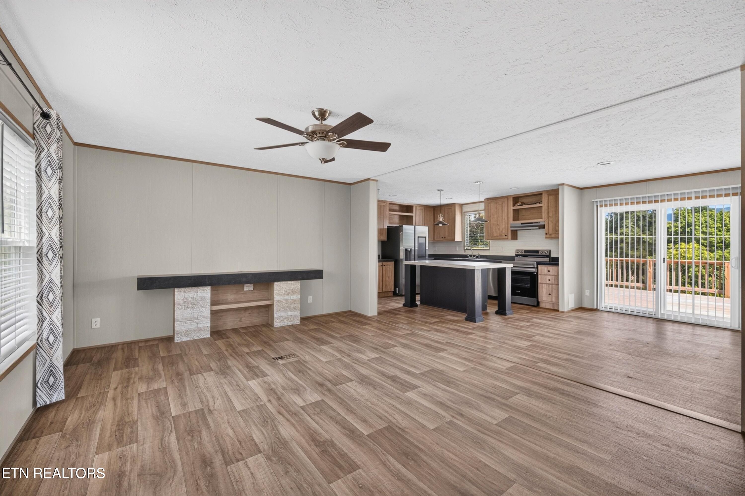 135 Gamble Lane Lafollette TN 37766