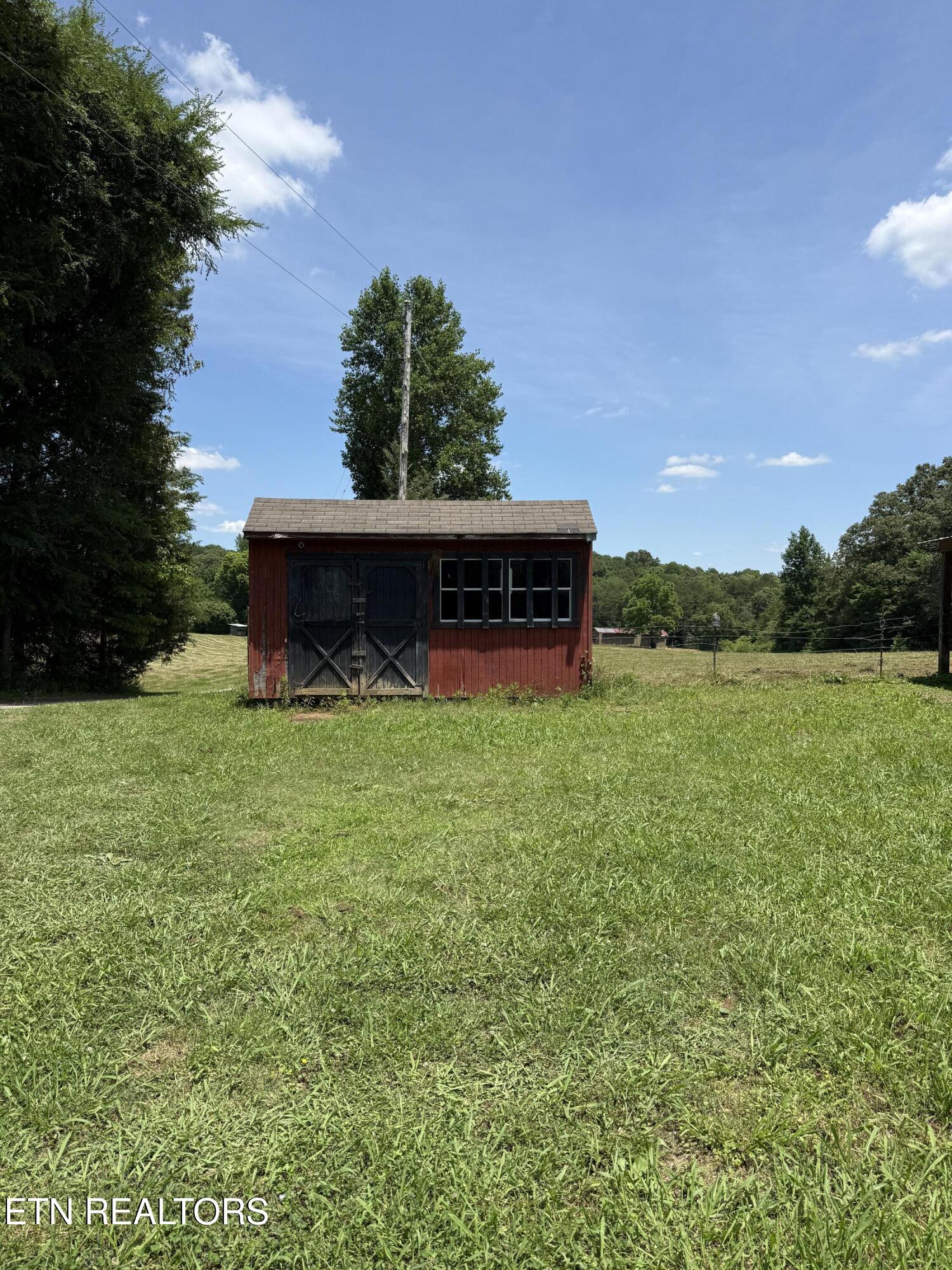 426 County Road 728 (43.5ACRES) Riceville TN 37370