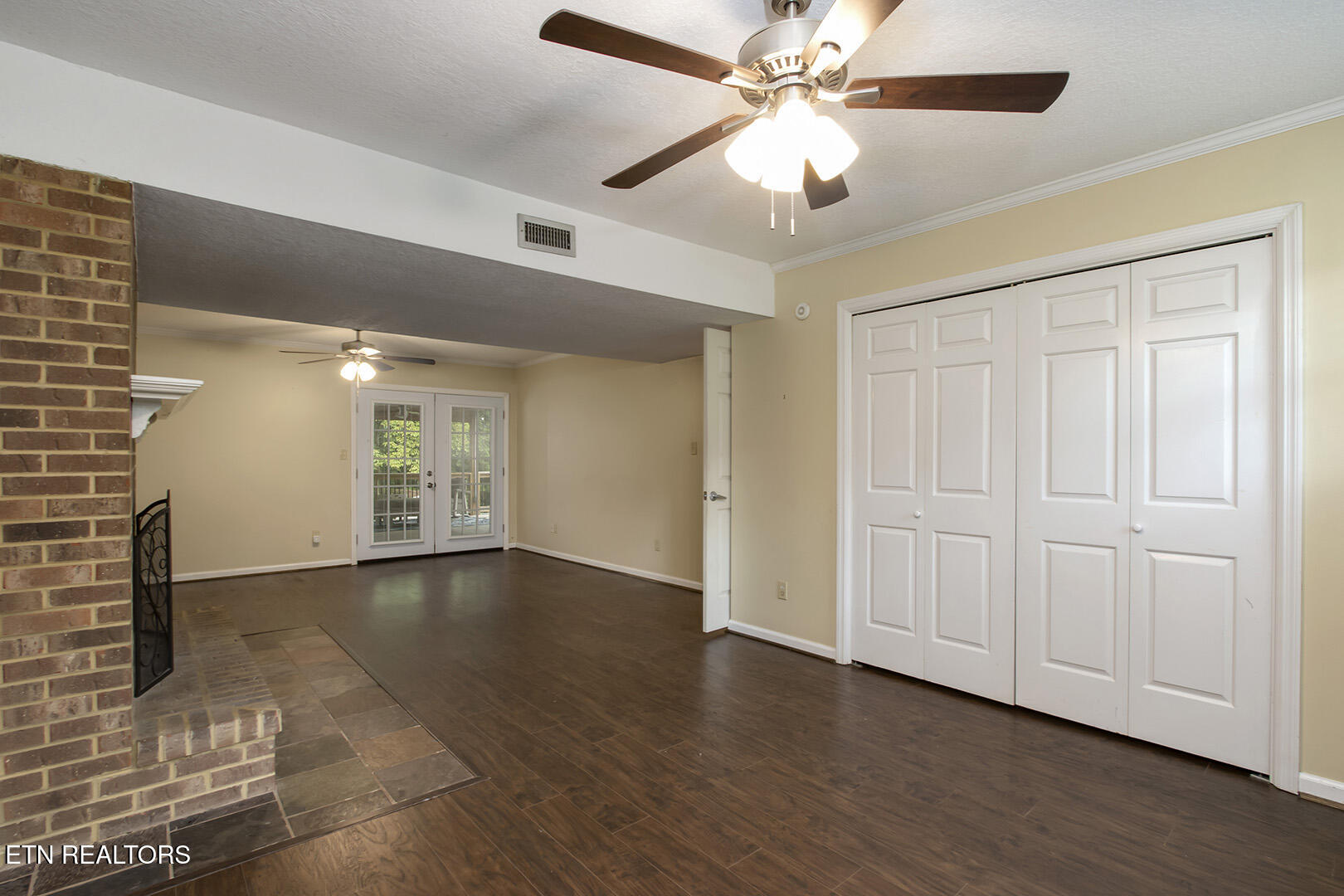 145 Van Stowe Road Harriman TN 37748