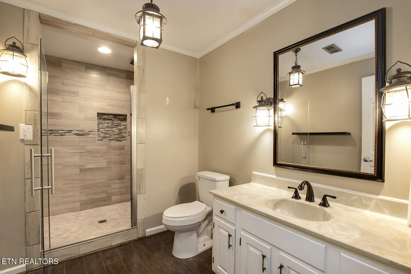 145 Van Stowe Road Harriman TN 37748