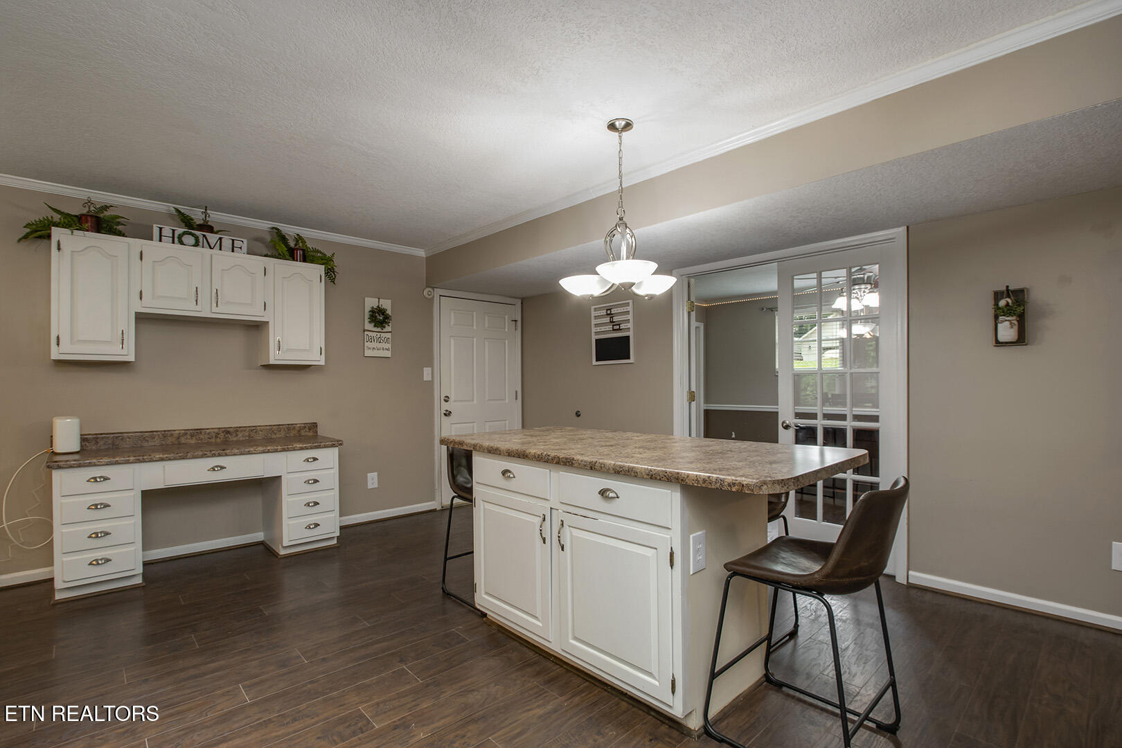 145 Van Stowe Road Harriman TN 37748