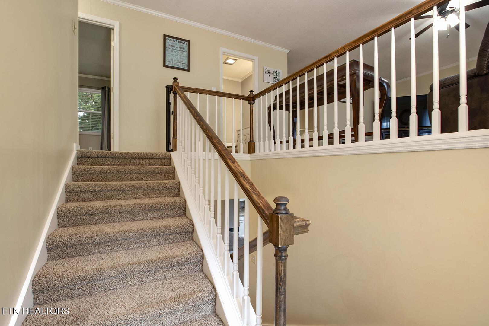 145 Van Stowe Road Harriman TN 37748