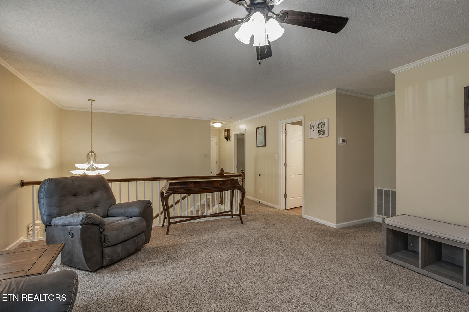 145 Van Stowe Road Harriman TN 37748