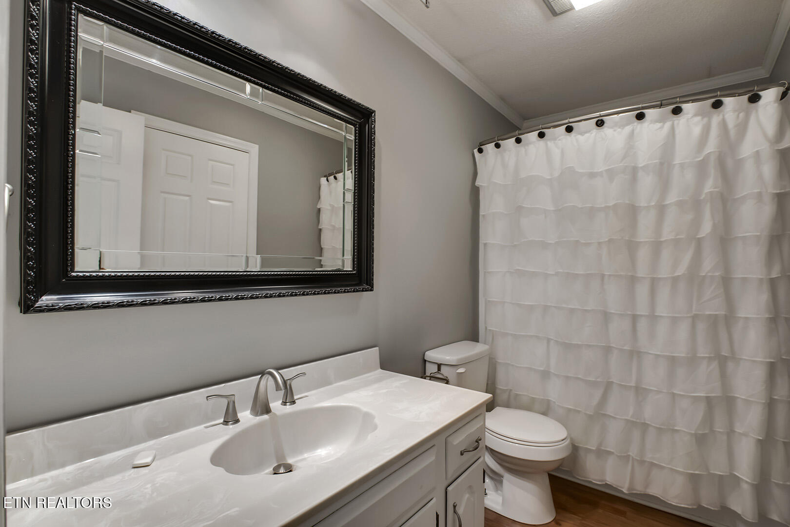 145 Van Stowe Road Harriman TN 37748