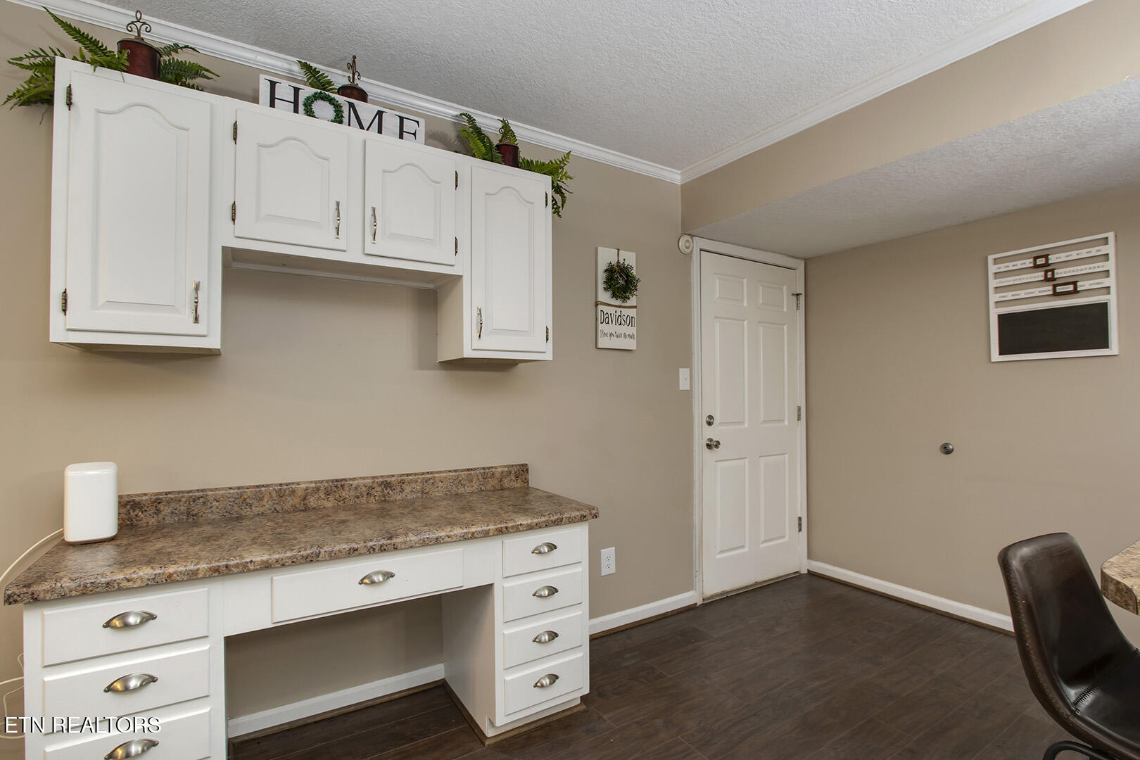145 Van Stowe Road Harriman TN 37748