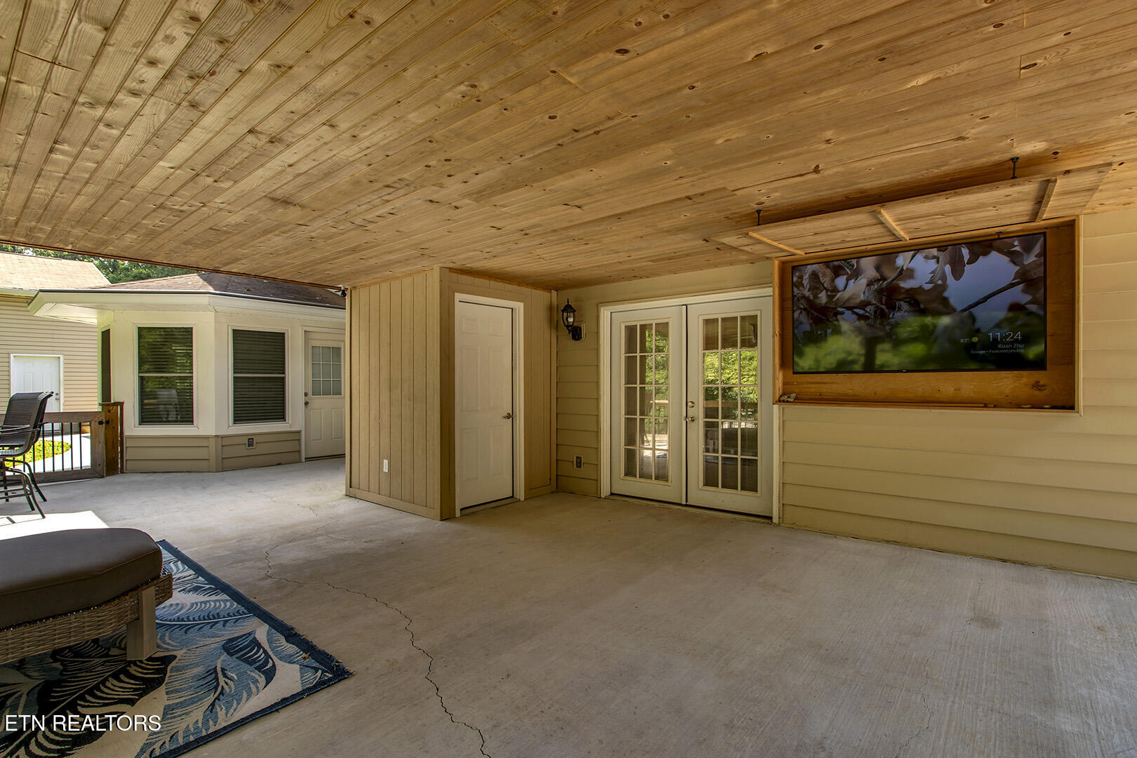 145 Van Stowe Road Harriman TN 37748