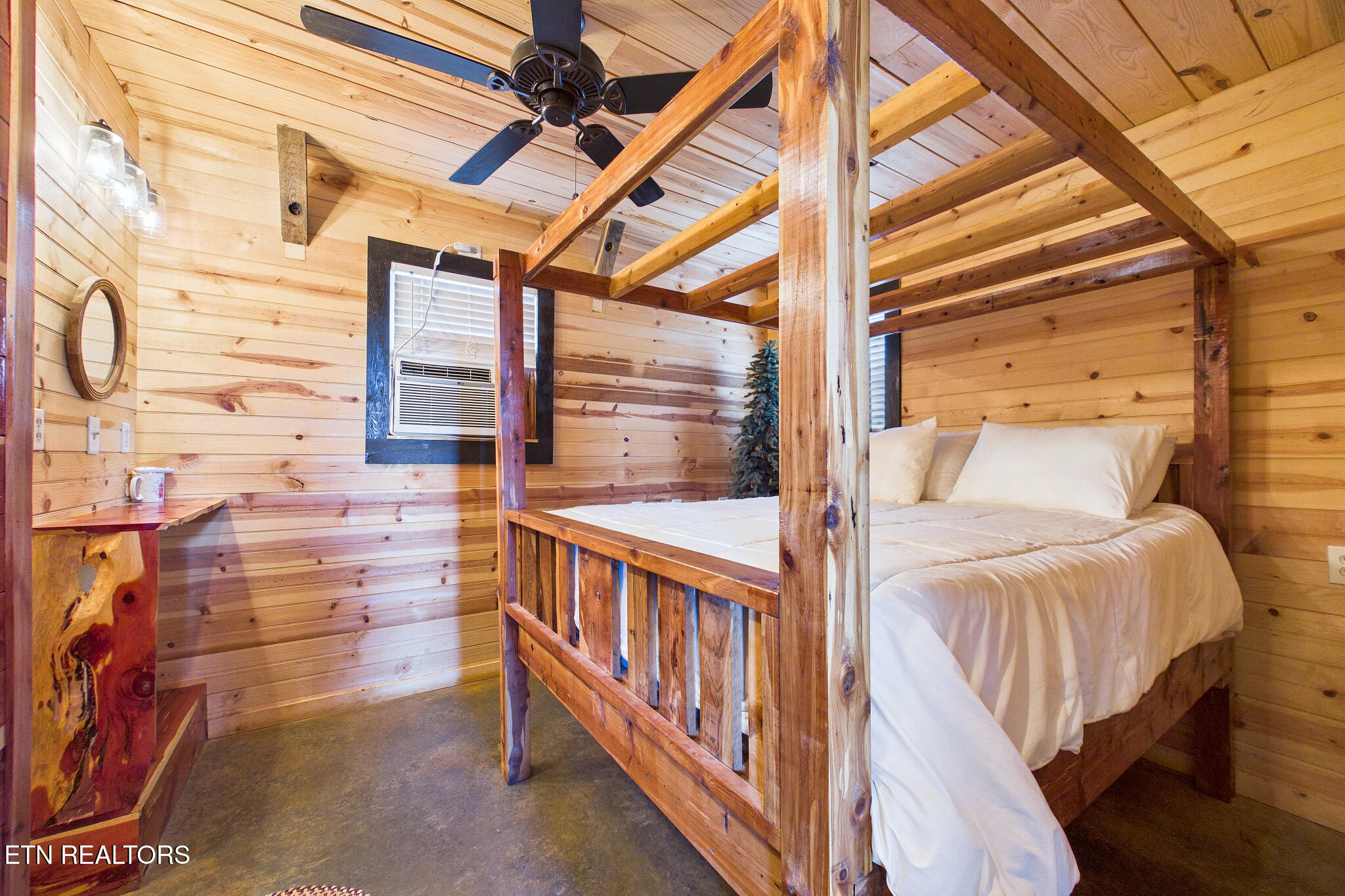 365 County Road 38 Riceville TN 37370