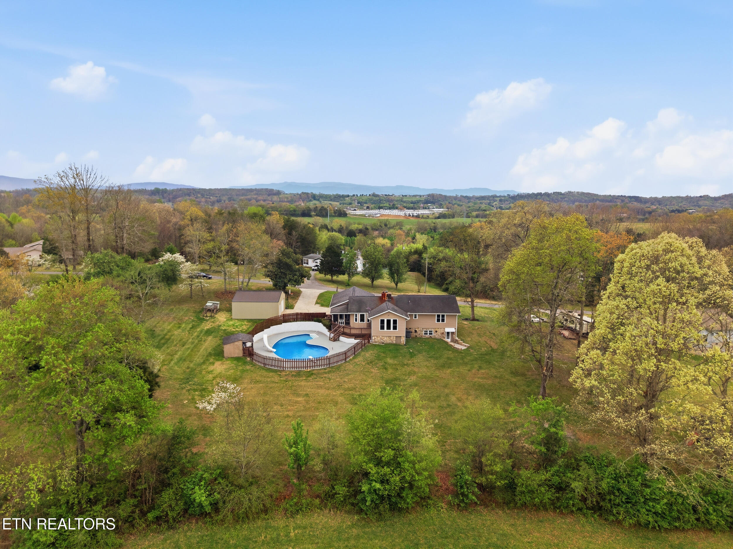 127 Evans Road Greenback TN 37742