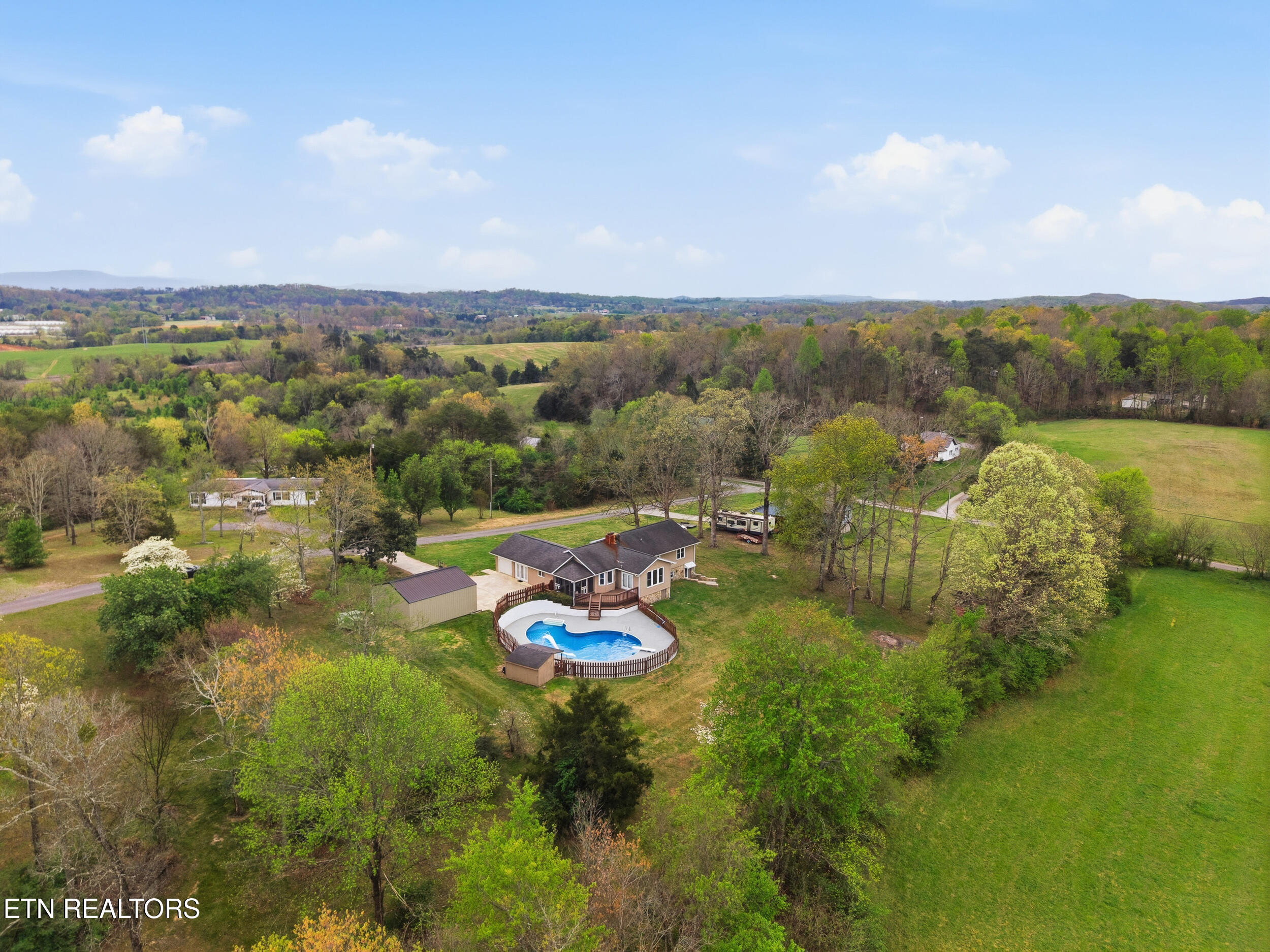 127 Evans Road Greenback TN 37742