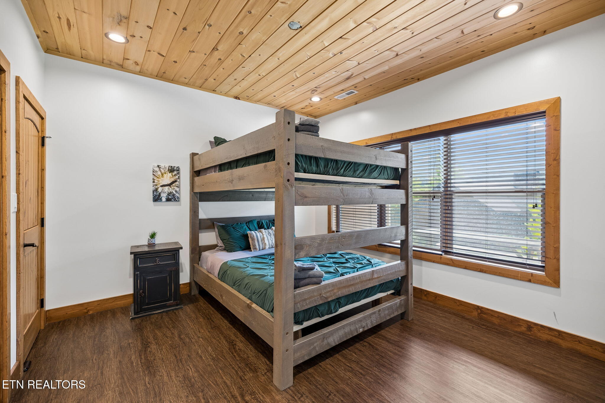 4228 Wears Valley Road Sevierville TN 37862