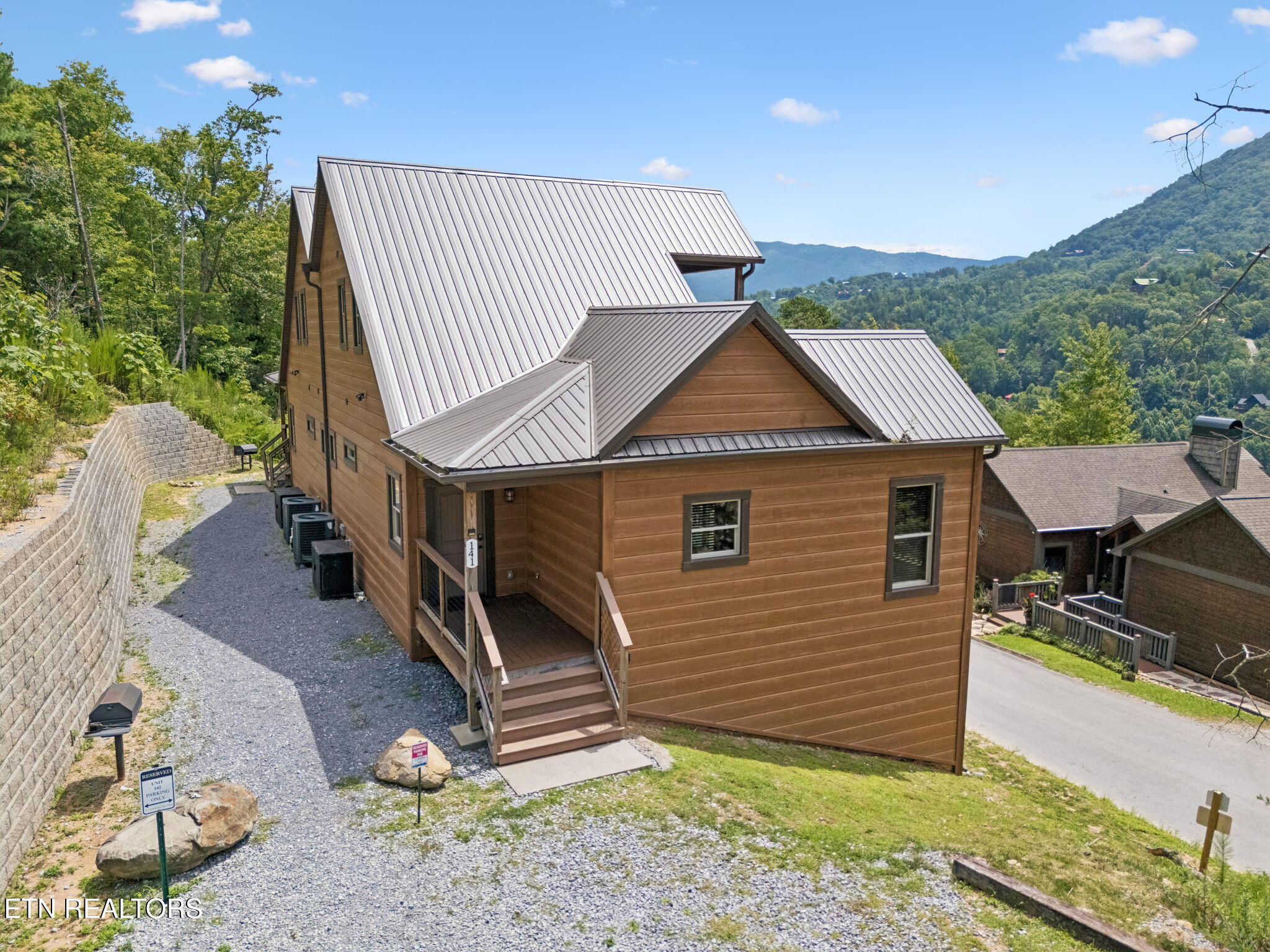 4228 Wears Valley Road Sevierville TN 37862