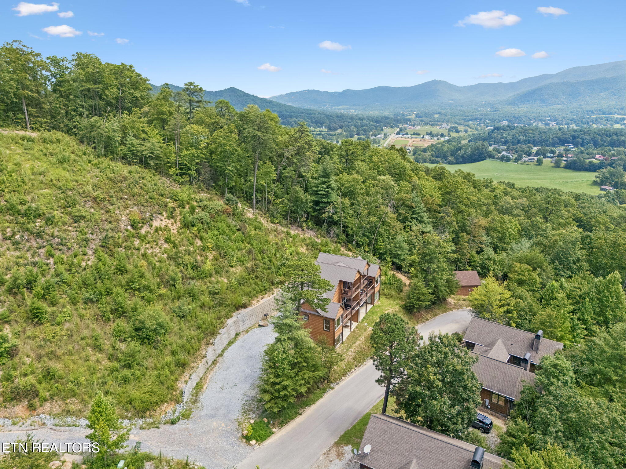4228 Wears Valley Road Sevierville TN 37862