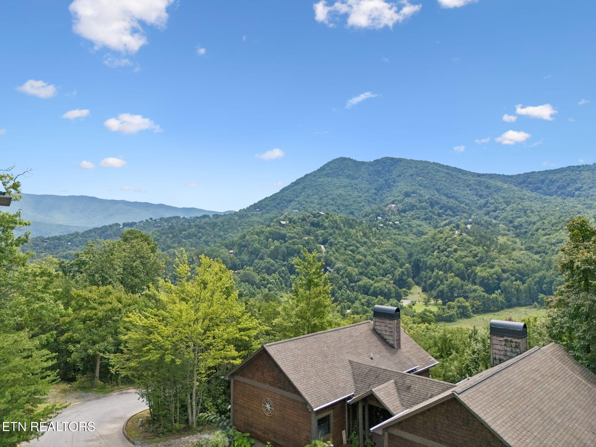 4228 Wears Valley Road Sevierville TN 37862