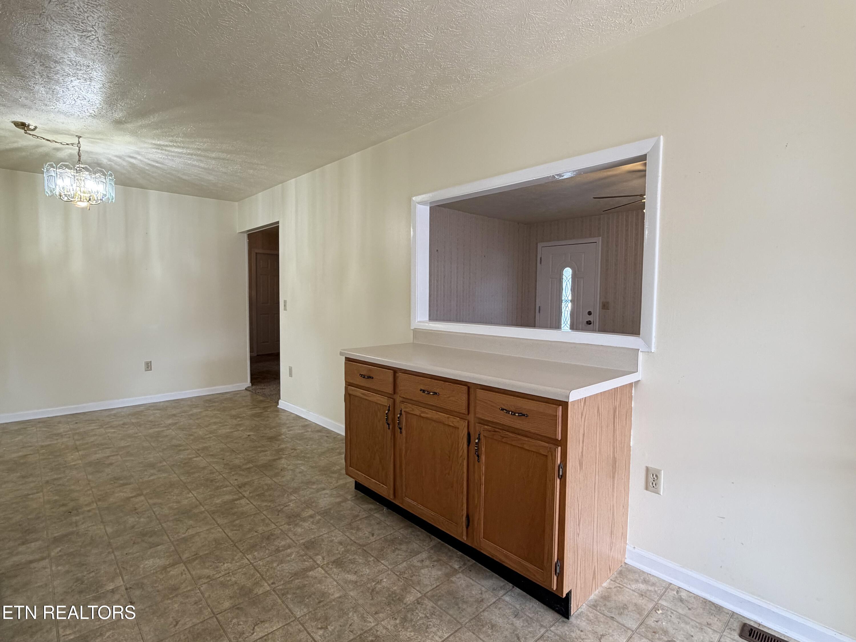 246 Valley View Road Lafollette TN 37766