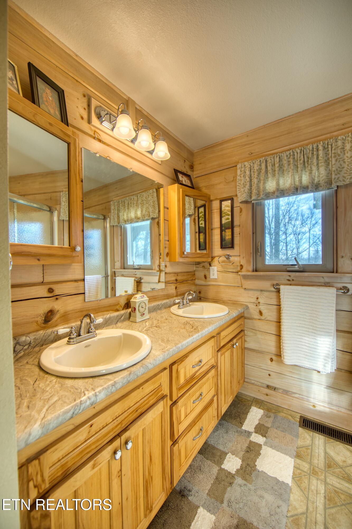 789 Spruce Creek Drive Jamestown TN 38556