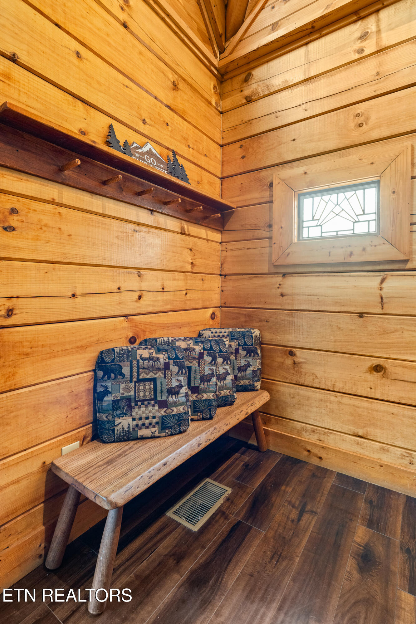 314 Brown Wren Way Gatlinburg TN 37738
