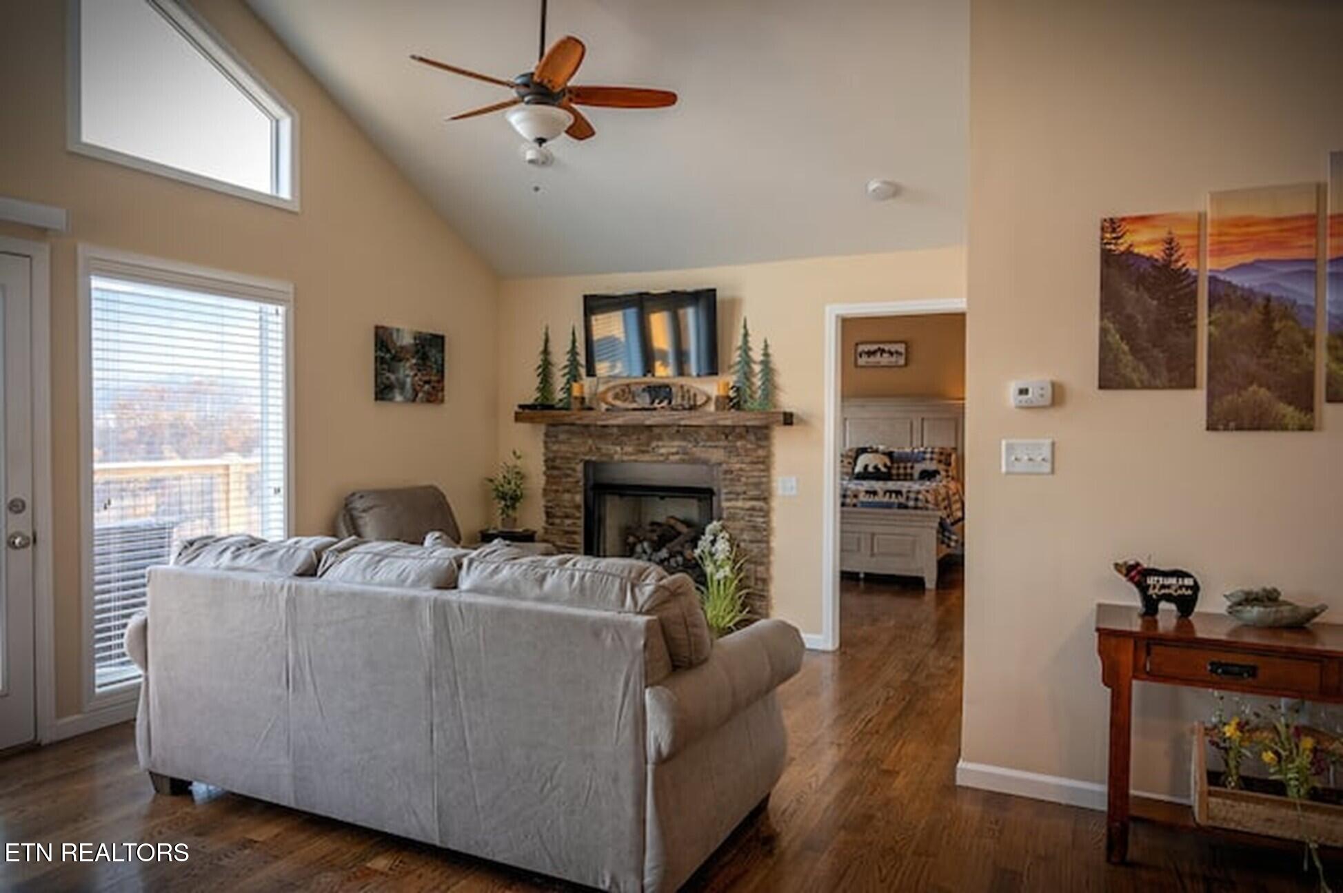 862 Sourwood Drive Gatlinburg TN 37738
