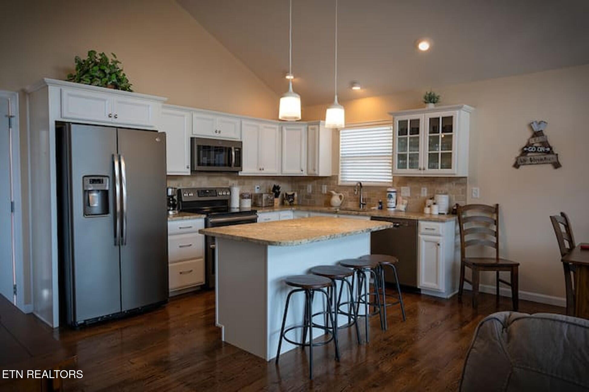 862 Sourwood Drive Gatlinburg TN 37738