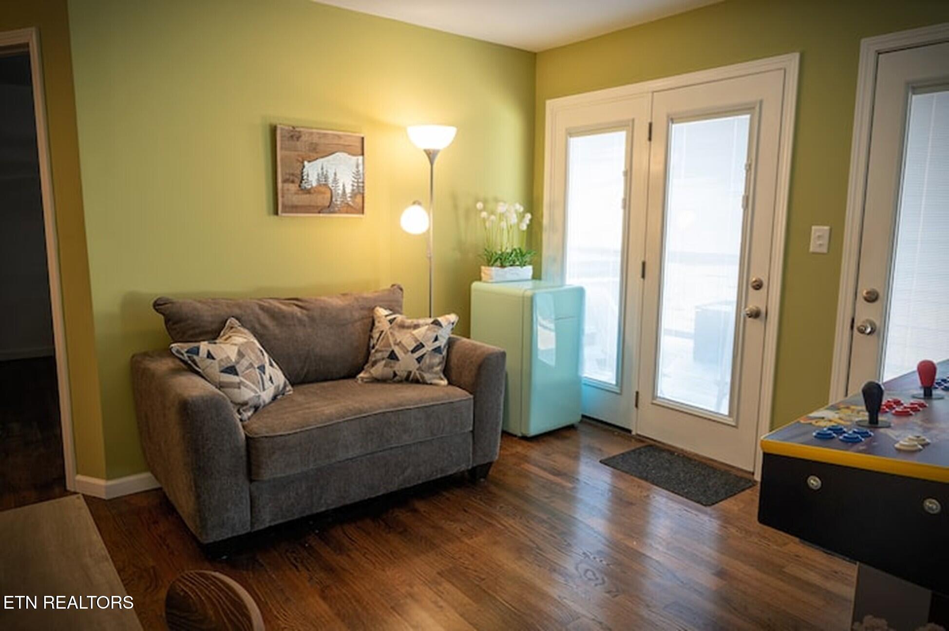 862 Sourwood Drive Gatlinburg TN 37738