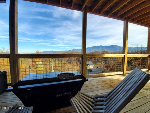 862 Sourwood Drive Gatlinburg TN 37738