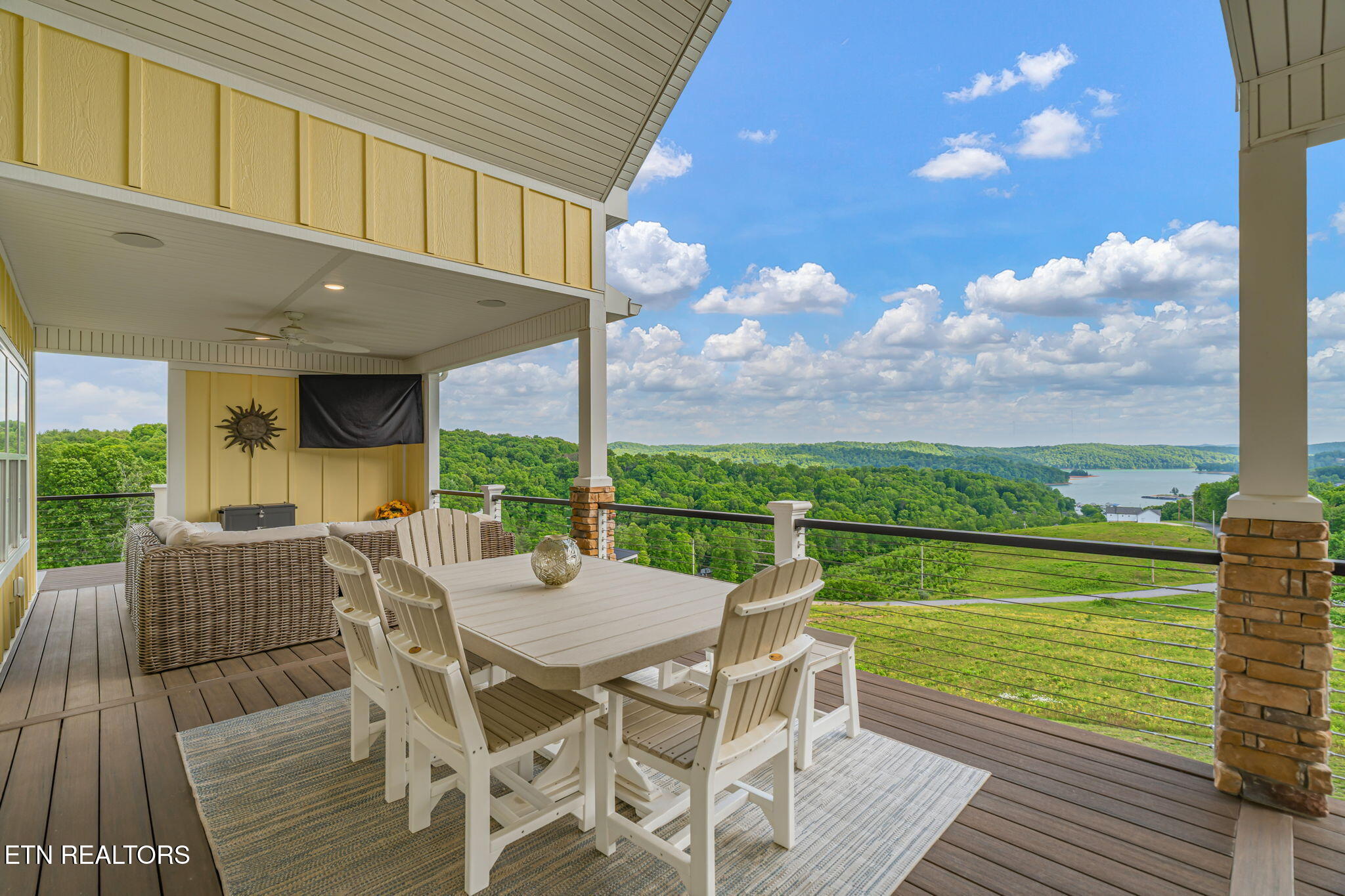 164 Kennedys Loop Lafollette TN 37766