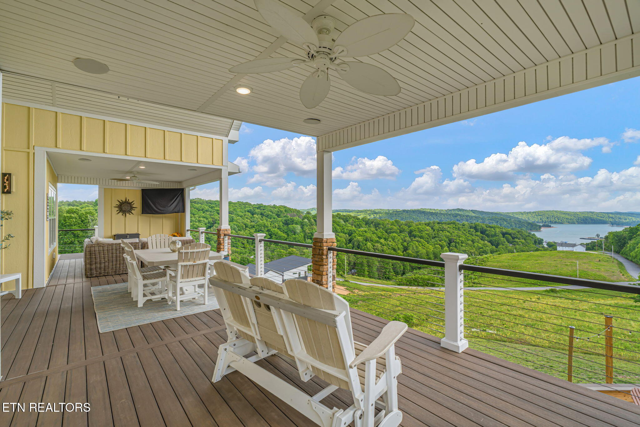 164 Kennedys Loop Lafollette TN 37766