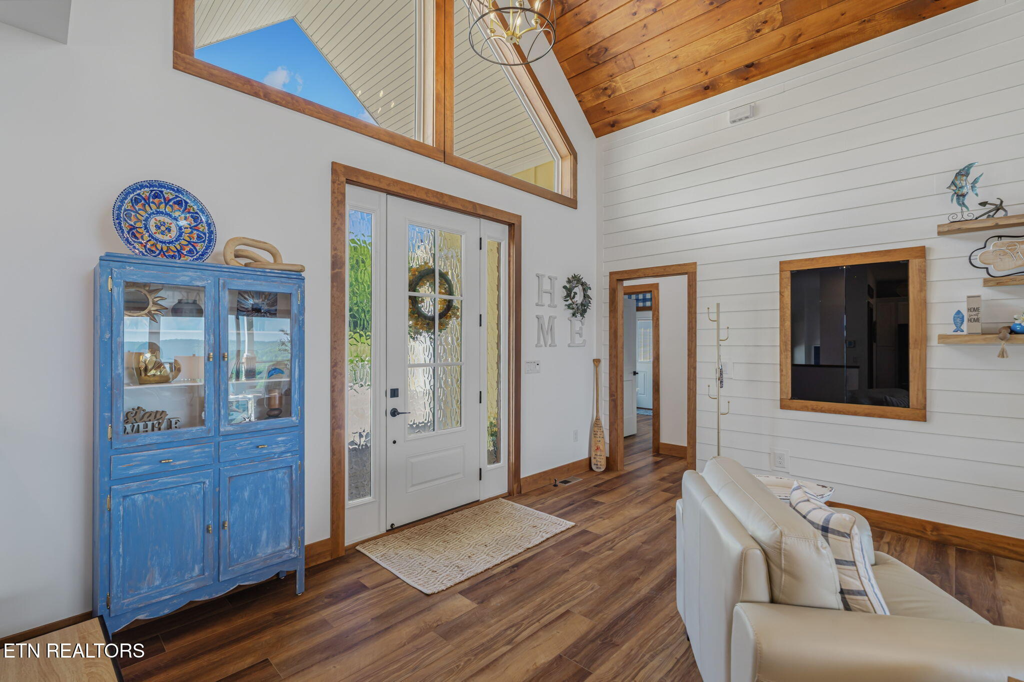 164 Kennedys Loop Lafollette TN 37766