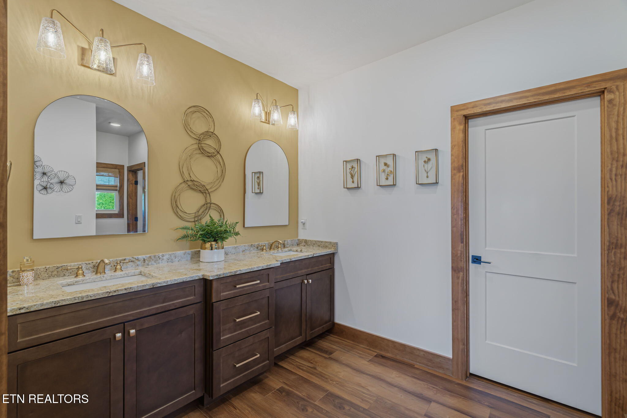164 Kennedys Loop Lafollette TN 37766