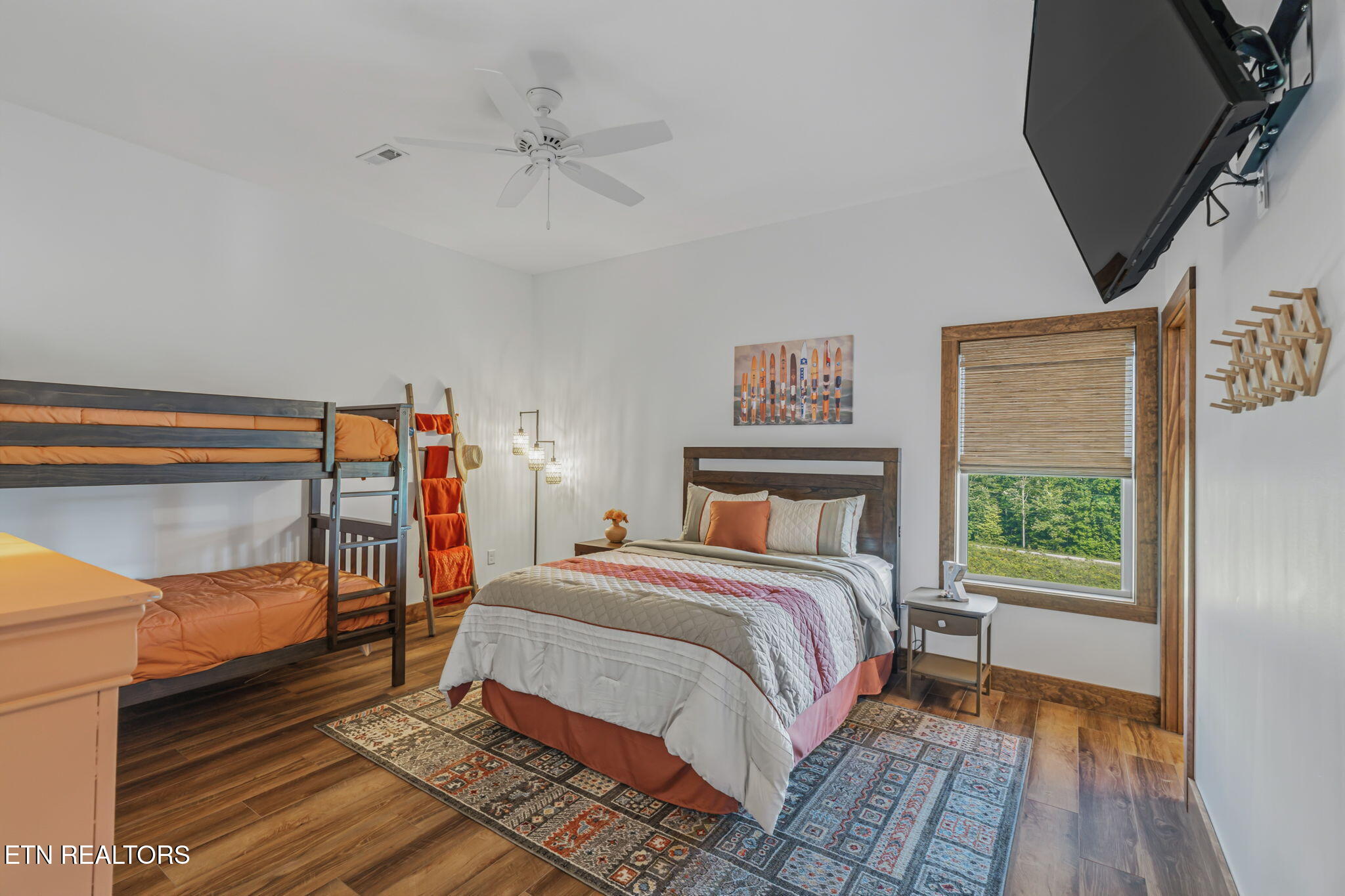164 Kennedys Loop Lafollette TN 37766