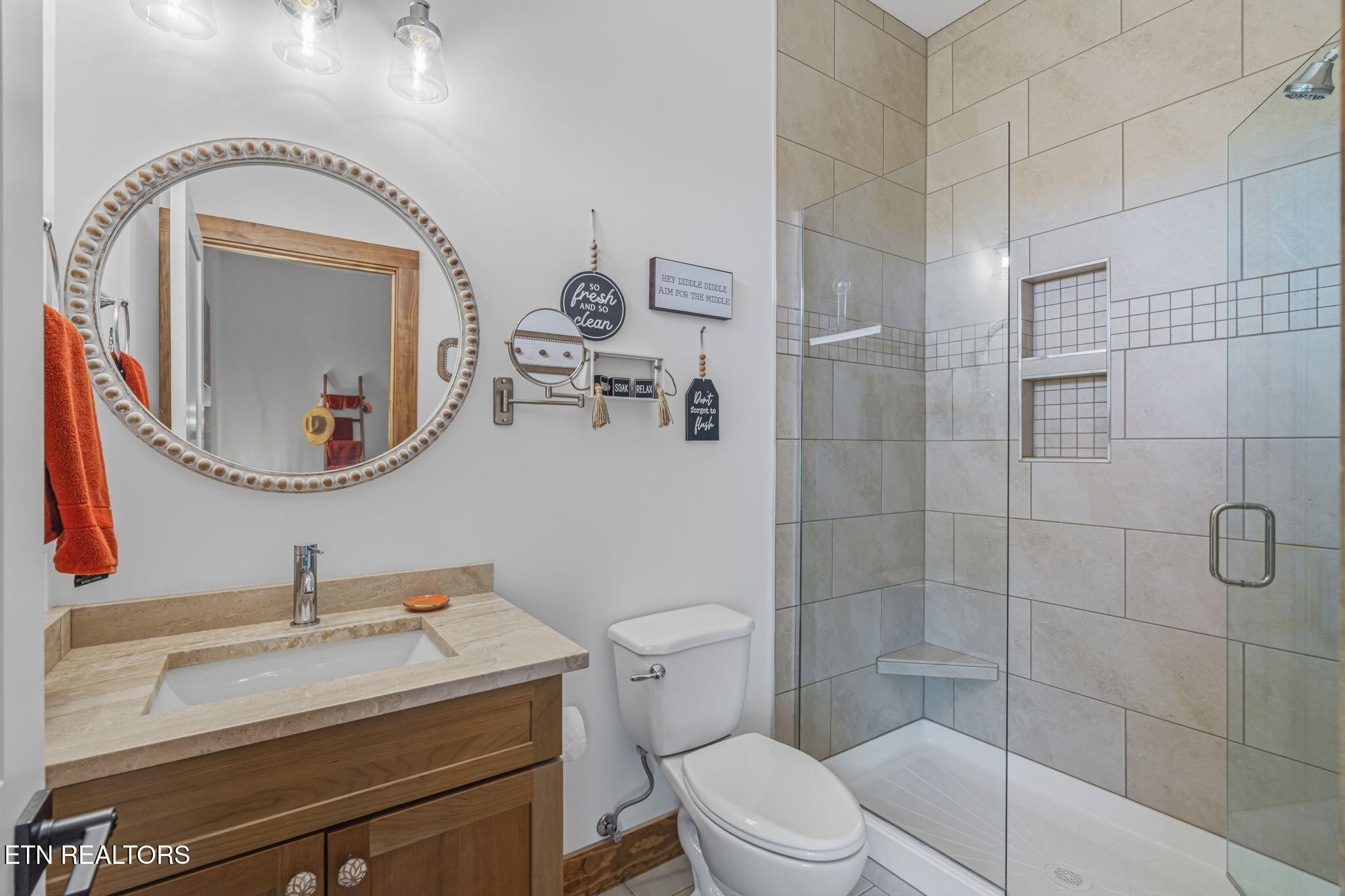 164 Kennedys Loop Lafollette TN 37766