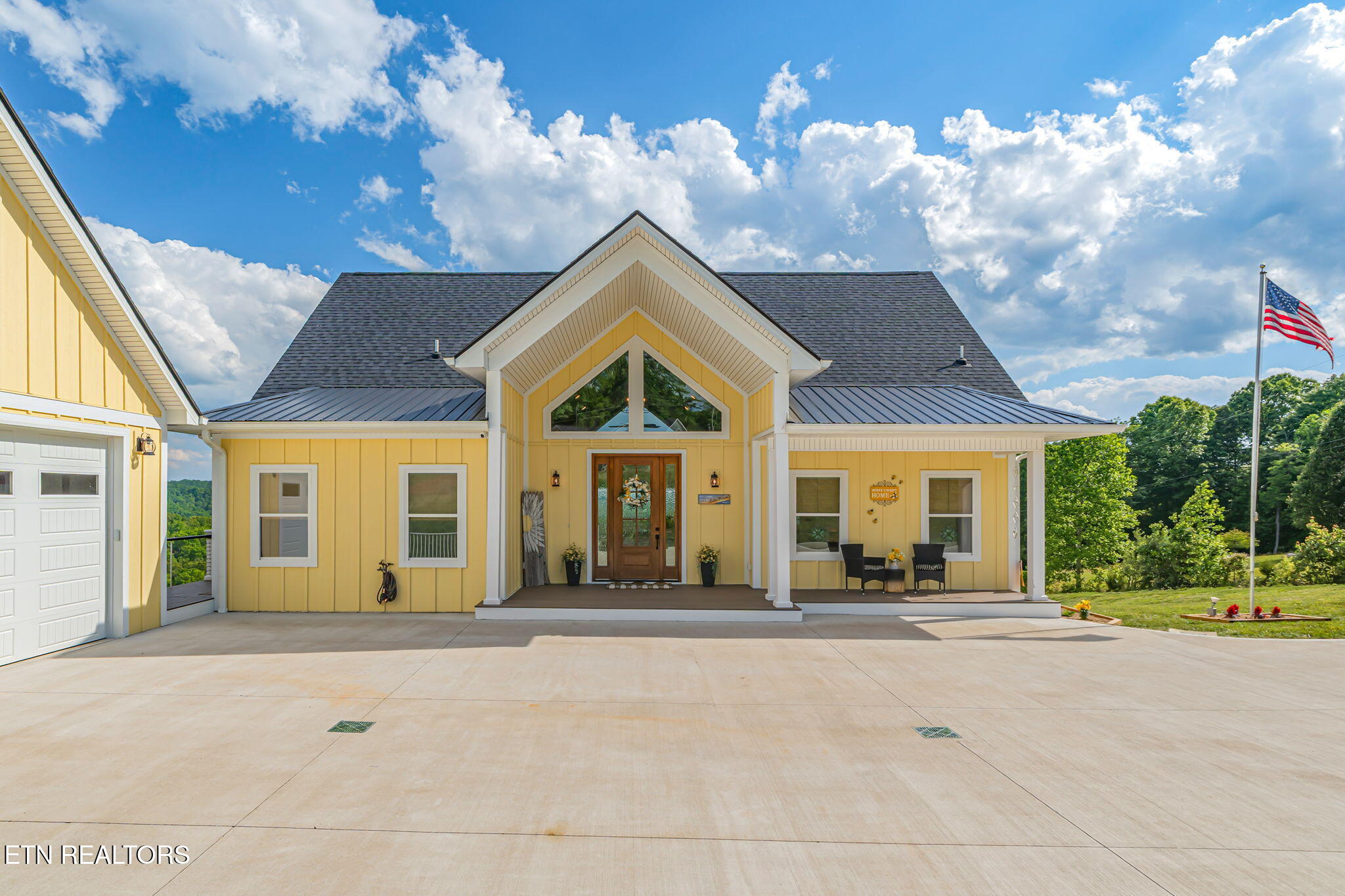 164 Kennedys Loop Lafollette TN 37766