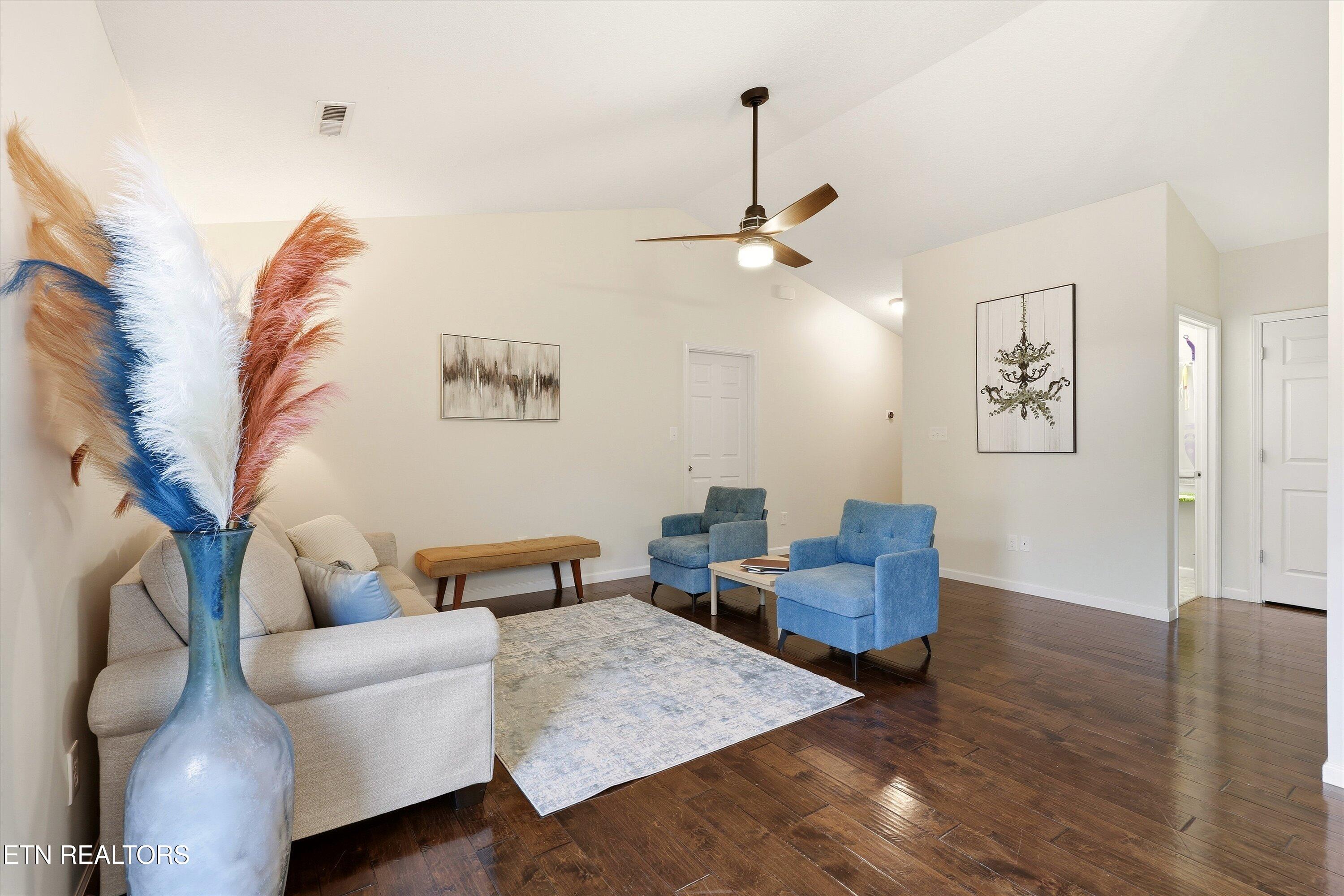 1711 Cove Oak Lane Knoxville TN 37909
