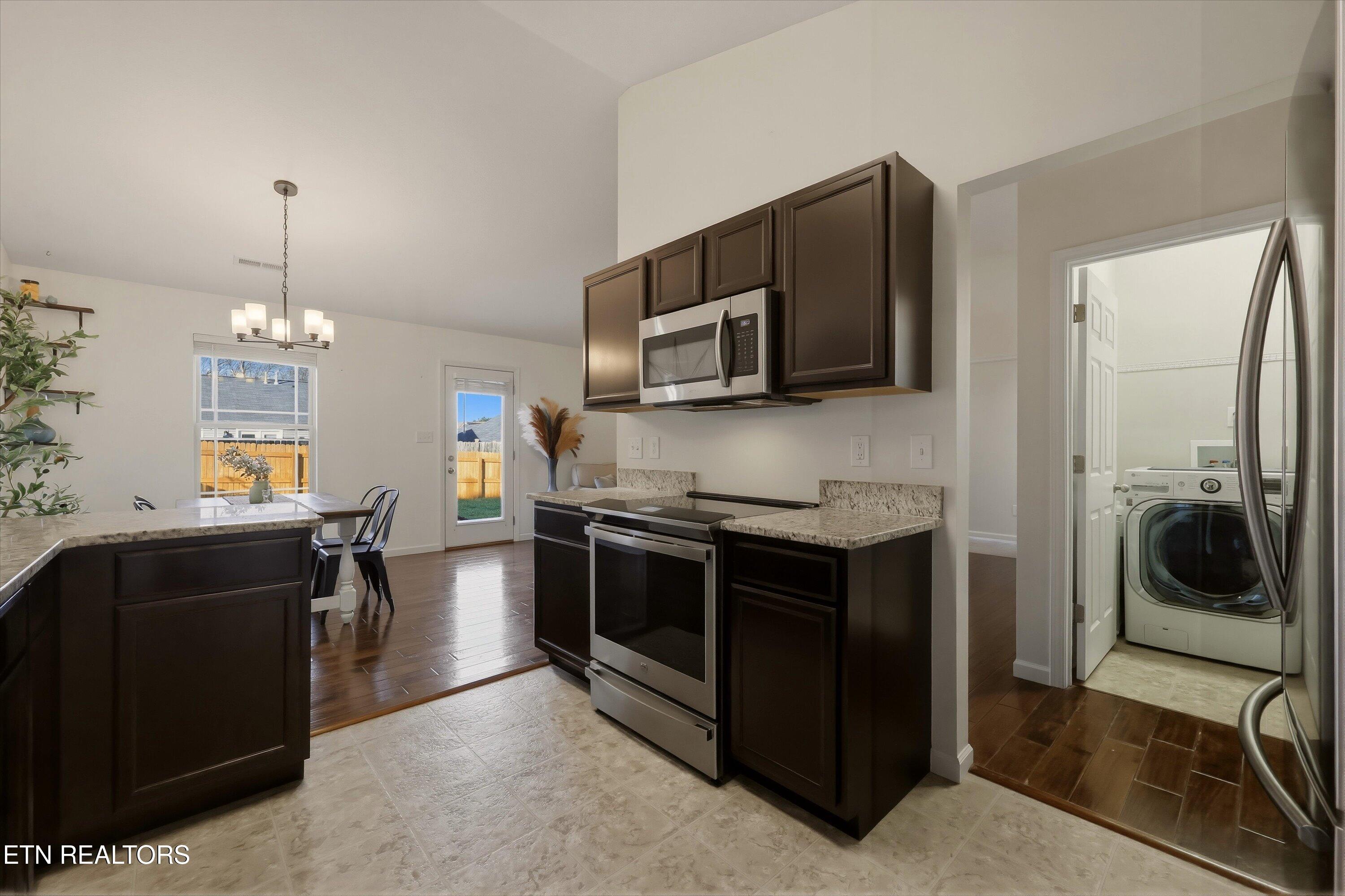 1711 Cove Oak Lane Knoxville TN 37909