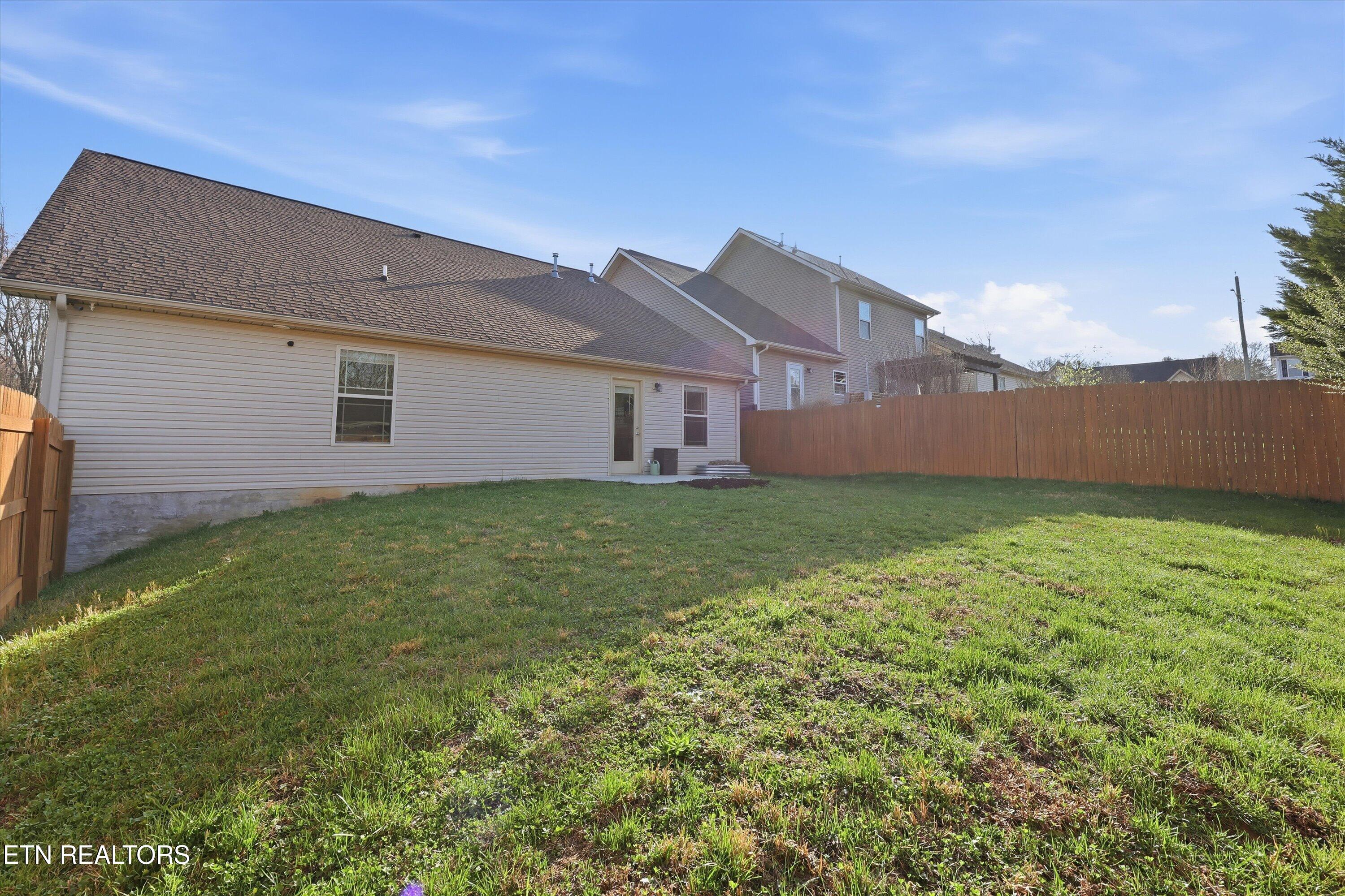 1711 Cove Oak Lane Knoxville TN 37909