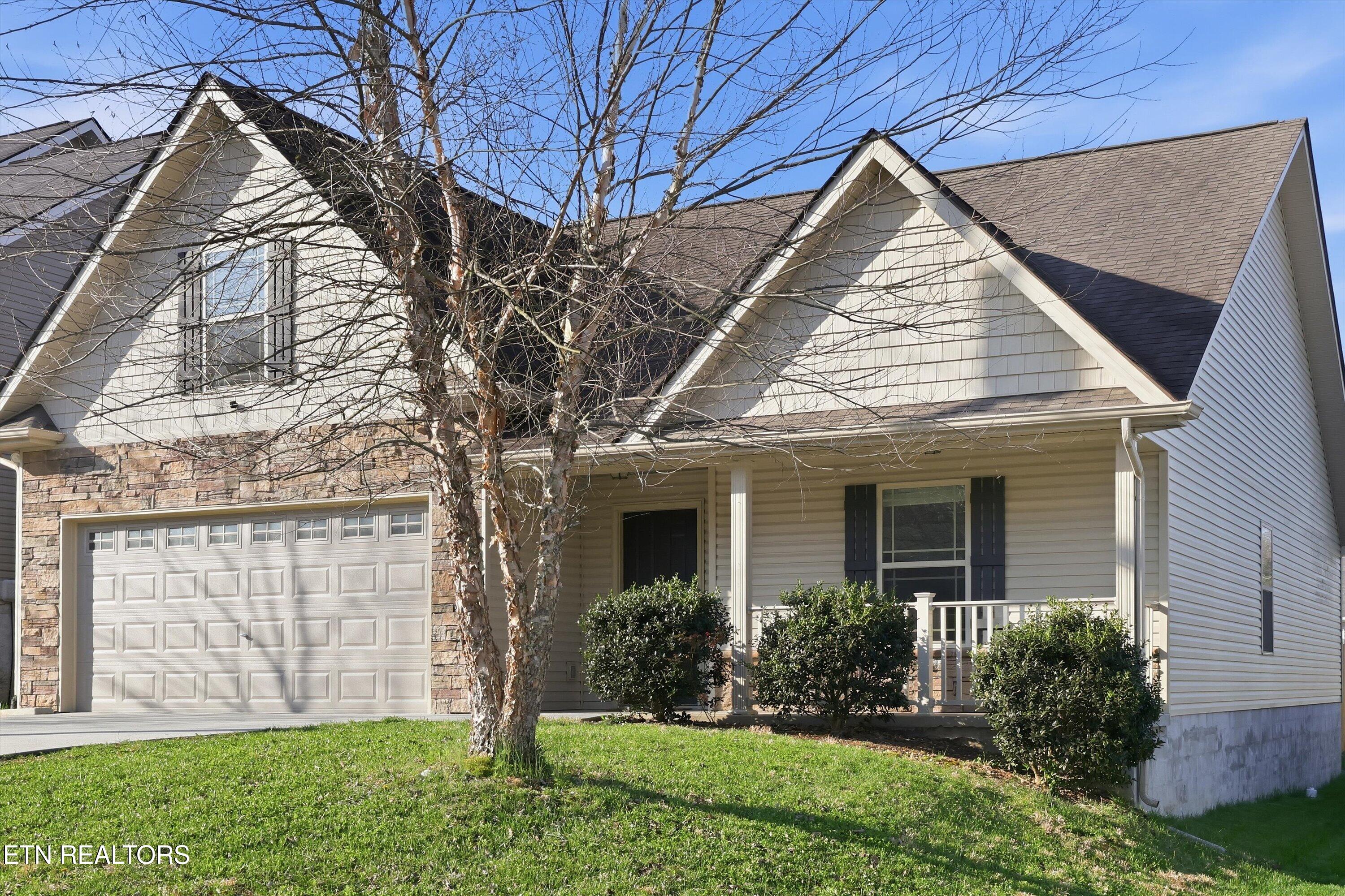 1711 Cove Oak Lane Knoxville TN 37909