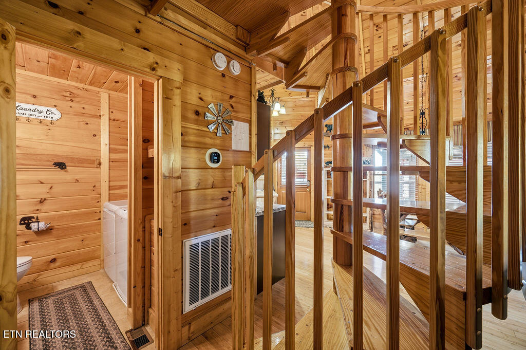 1086 Towering Oaks Drive Sevierville TN 37876