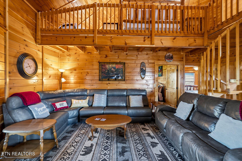 1086 Towering Oaks Drive Sevierville TN 37876