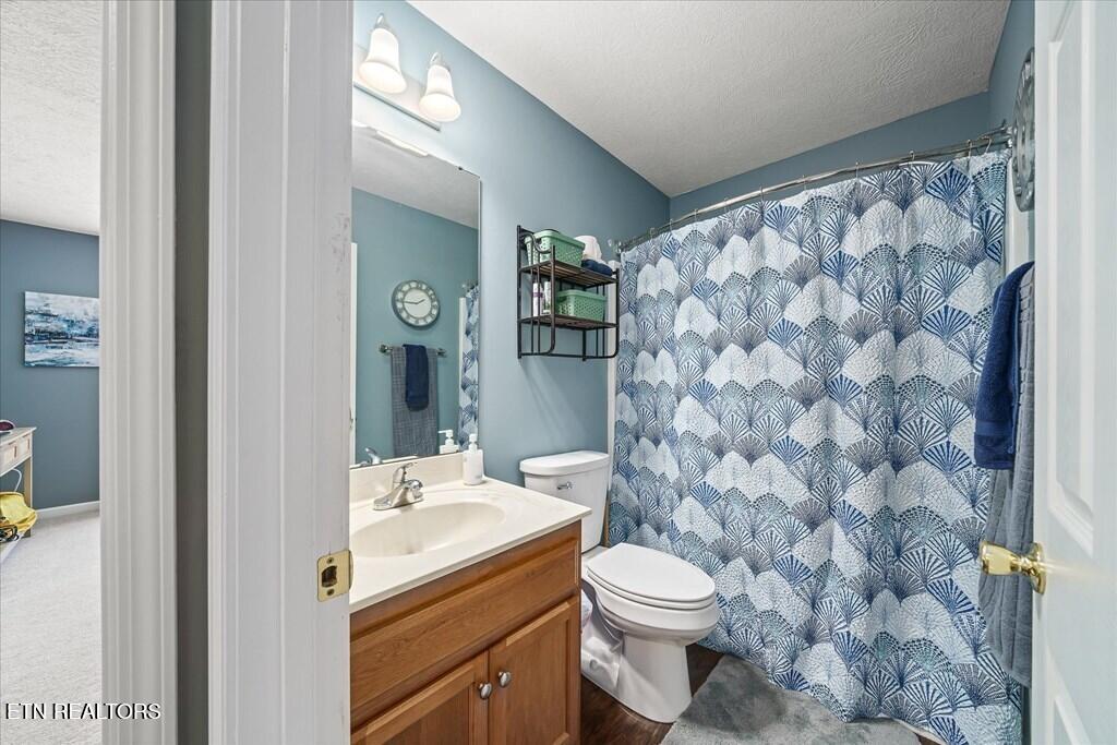 6775 Thomas Twin Oak Road Baxter TN 38544