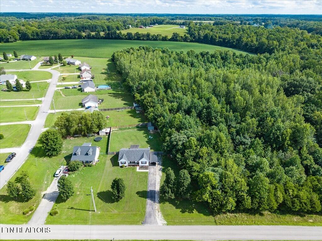 6775 Thomas Twin Oak Road Baxter TN 38544