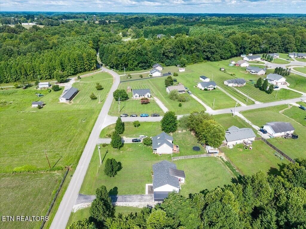 6775 Thomas Twin Oak Road Baxter TN 38544