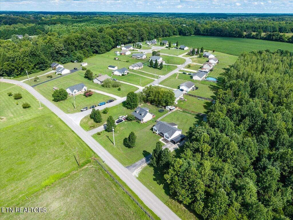 6775 Thomas Twin Oak Road Baxter TN 38544