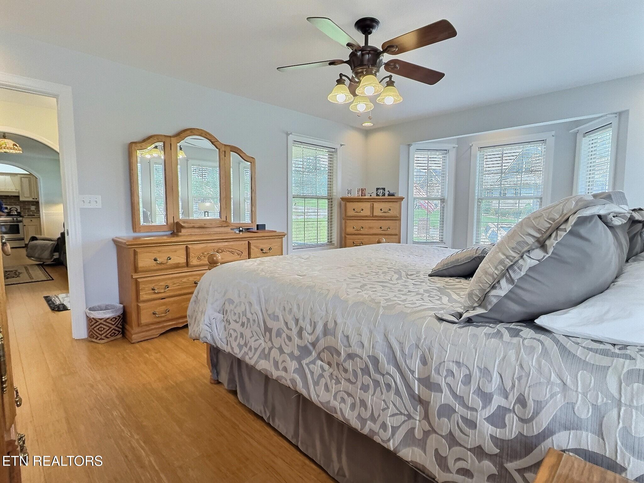 430 Bluff Trace Jacksboro TN 37757