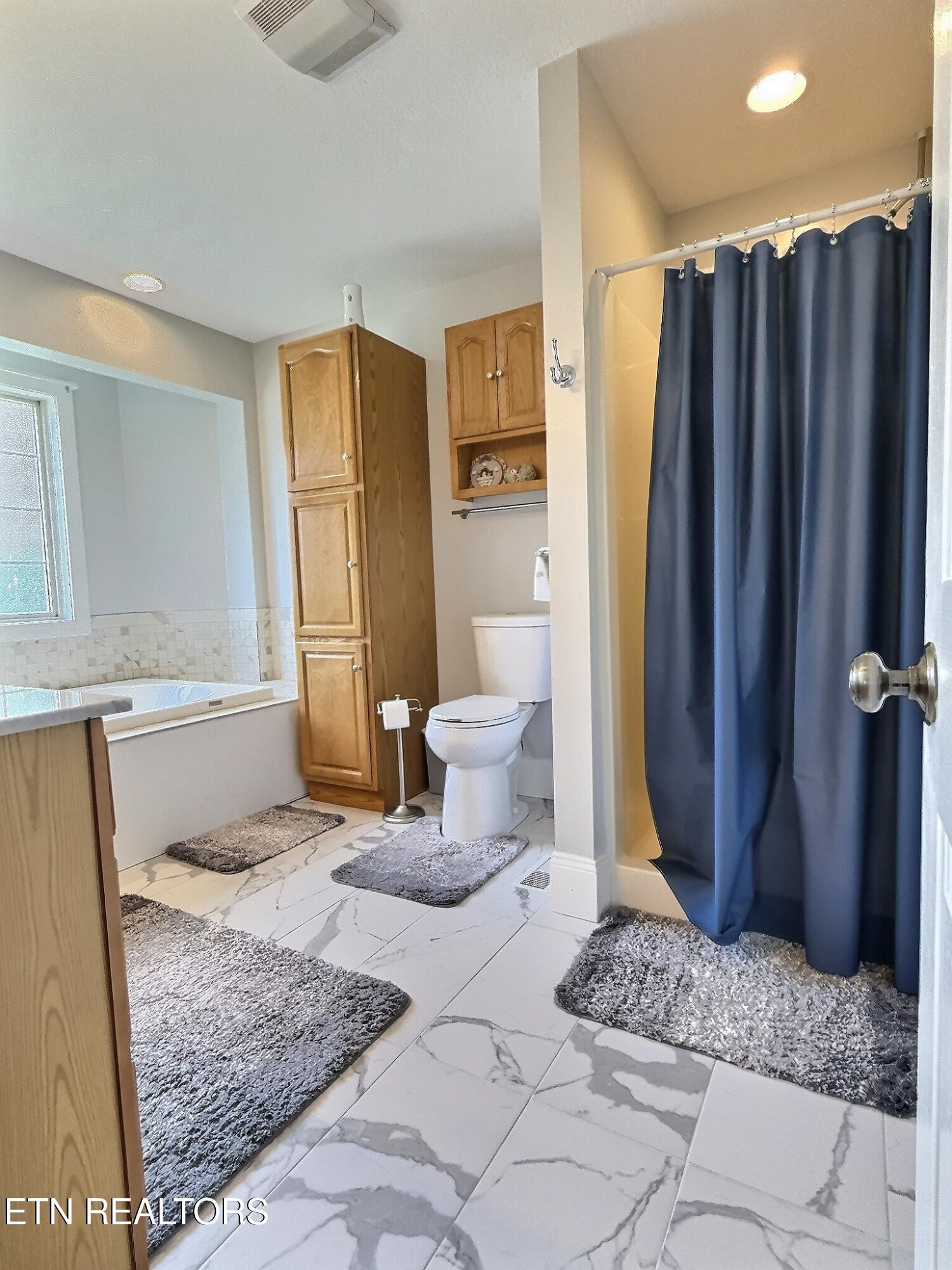 430 Bluff Trace Jacksboro TN 37757
