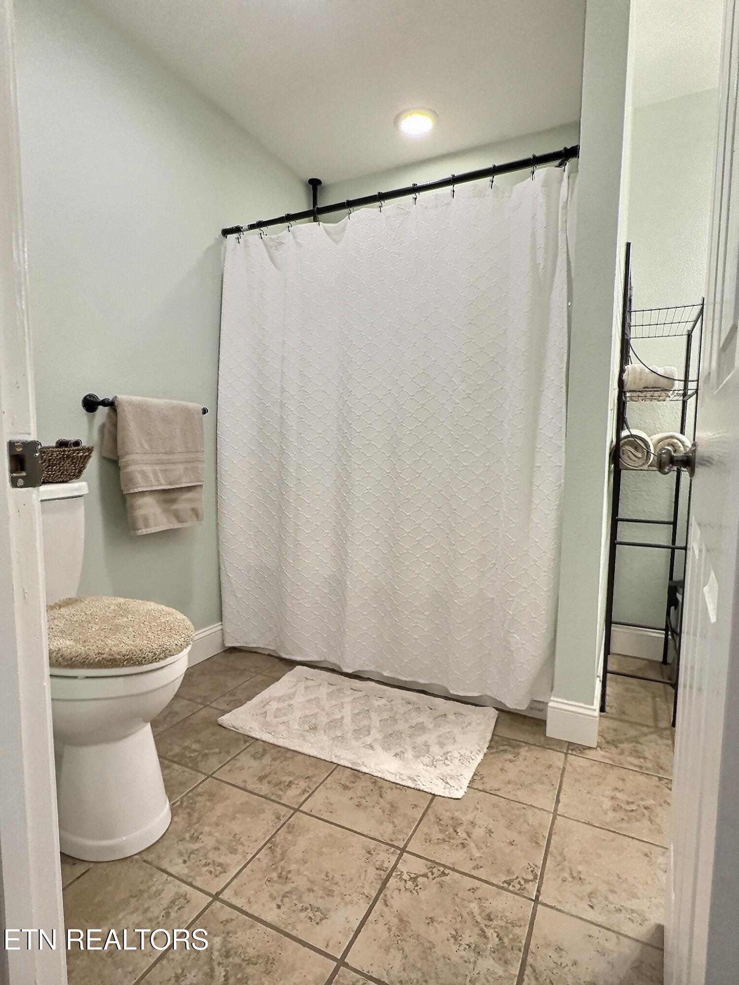 430 Bluff Trace Jacksboro TN 37757